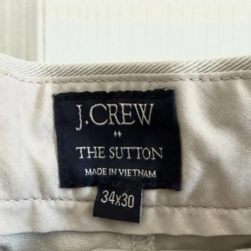 J. Crew Men's Pants in Light Gray/beige color